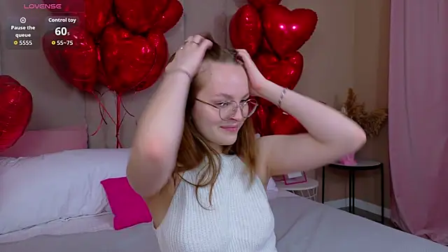 Snapshot of MadisonSmitt chatting on February 2026 05:12:02 AM MadisonSmitt online show from February 2026 05:12:02 AM