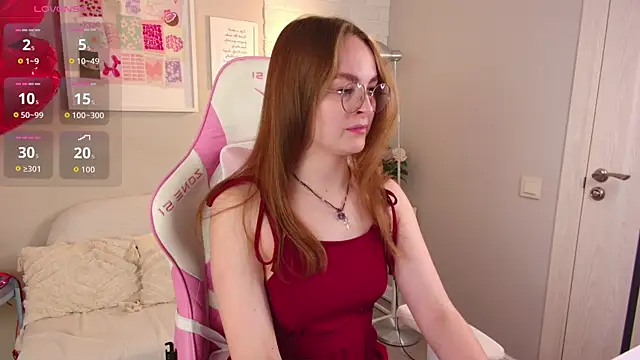 Snapshot of MadisonSmitt chatting on February 2026 05:15:01 AM MadisonSmitt online show from February 2026 05:15:01 AM