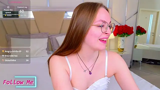 Snapshot of MadisonSmitt chatting on March 2026 08:19:01 AM MadisonSmitt online show from March 2026 08:19:01 AM