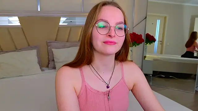 Snapshot of MadisonSmitt chatting on March 2026 05:11:01 AM MadisonSmitt online show from March 2026 05:11:01 AM