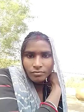 Snapshot of Big_Lovexx chatting on November 2025 04:21:01 AM Big Lovexx online show from November 2025 04:21:01 AM