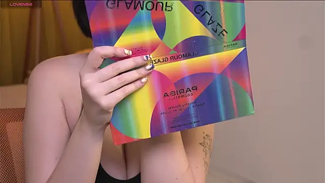 Snapshot of lunar_bluebell chatting on November 2025 08:52:02 PM lunar bluebell online show from November 2025 08:52:02 PM