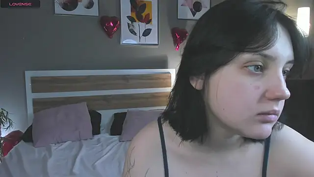 hey tessa online show from February 2026 08:16:01 PM