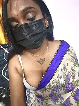 Dharshini98 online show from November 2025 06:40:02 PM