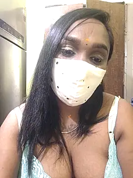 Dharshini98 online show from February 2026 12:10:01 AM