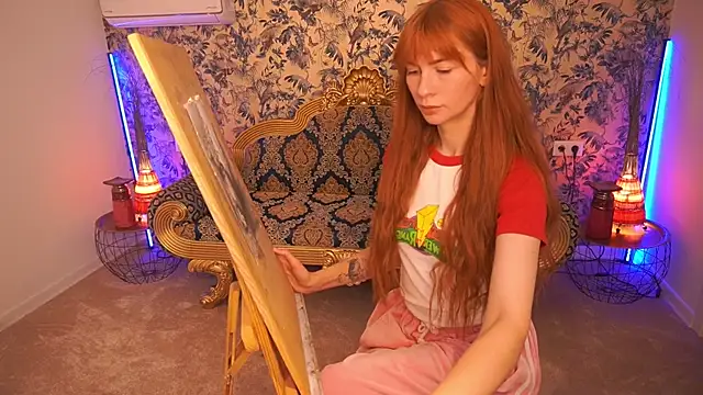 Nicol Moonn online show from April 2026 12:41:02 PM