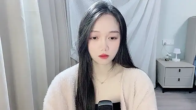 BoiI2u online show from December 2025 03:18:02 PM