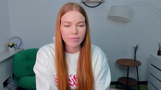 LavetaShiroma online show from December 2025 08:39:01 PM