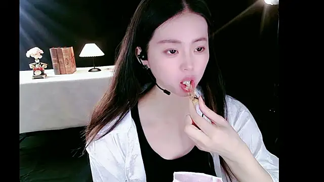 nannanbaby002 online show from November 2025 11:54:01 AM