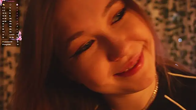 Snapshot of cheeky_cherry_ chatting on December 2025 05:07:02 PM cheeky cherry online show from December 2025 05:07:02 PM