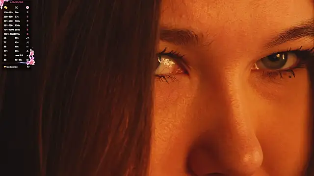 Snapshot of cheeky_cherry_ chatting on December 2025 05:09:02 PM cheeky cherry online show from December 2025 05:09:02 PM