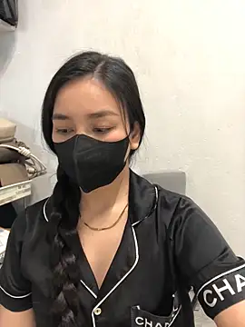 Tina 2k3 online show from November 2025 01:24:02 PM