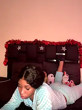 Weendolyn  online show from December 2025 02:59:01 PM