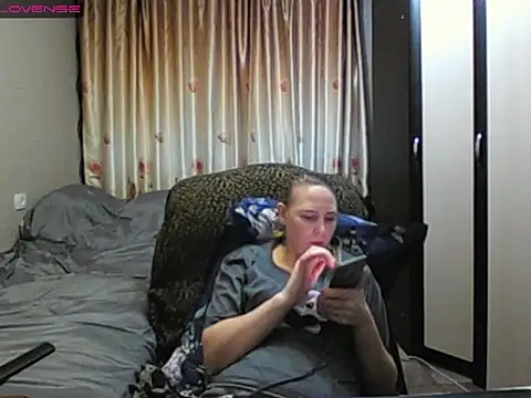 JenniDeep online show from February 2026 06:11:01 PM