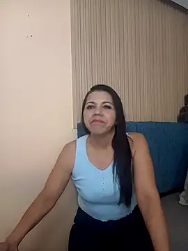 Dulce emi online show from December 2025 12:02:02 PM