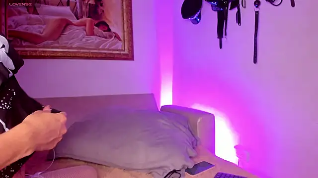 VeronicaSmith OS online show from March 2026 07:39:01 PM