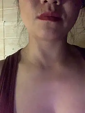 Diana-sexyy online show from February 2026 02:22:02 PM