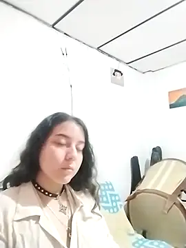 chibi love online show from December 2025 04:08:02 AM