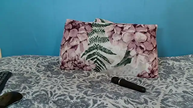 Snapshot of MissMoyo chatting on February 2026 12:37:02 PM MissMoyo online show from February 2026 12:37:02 PM