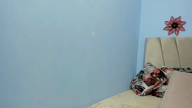 Snapshot of Alice_sexy26 chatting on February 2026 12:11:02 AM Alice sexy26 online show from February 2026 12:11:02 AM