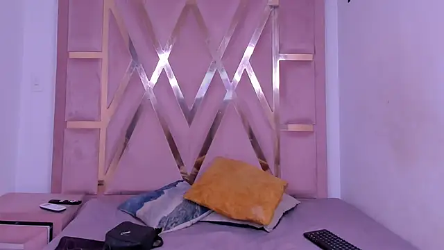 Kymasm online show from February 2026 01:11:01 PM