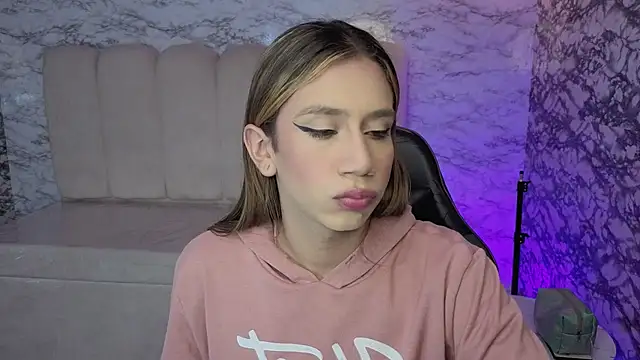 Snapshot of Evy_Luxx_v chatting on February 2026 03:32:01 AM Evy Luxx v online show from February 2026 03:32:01 AM