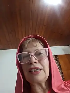 Snapshot of SexyMilf1211 chatting on July 2026 11:39:02 AM SexyMilf1211 online show from July 2026 11:39:02 AM