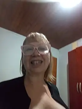 Snapshot of SexyMilf1211 chatting on August 2026 11:46:02 AM SexyMilf1211 online show from August 2026 11:46:02 AM