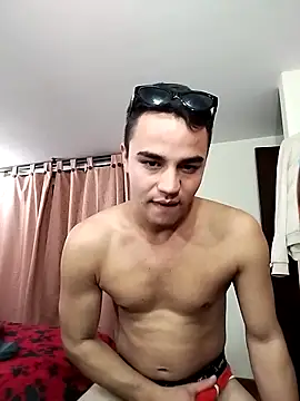 Snapshot of ElProhibido_ chatting on November 2025 11:54:01 PM ElProhibido online show from November 2025 11:54:01 PM