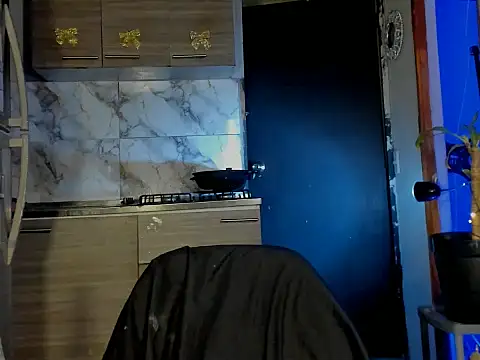 aprille15 online show from April 2026 12:11:02 AM