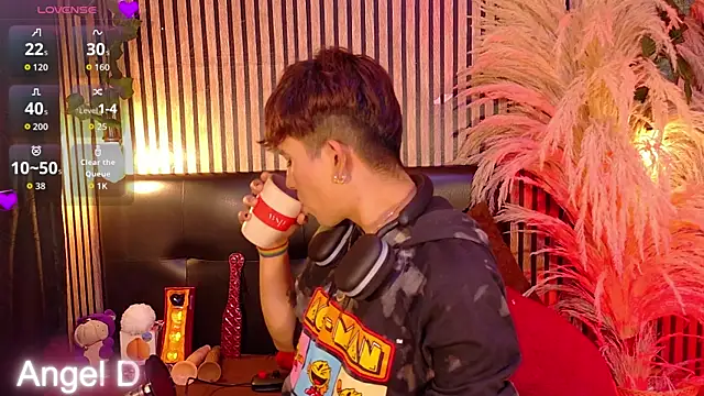 Angeldust19 online show from April 2026 03:17:01 AM