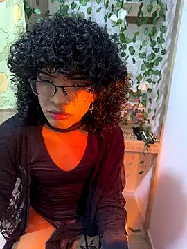 Snapshot of FemboyCarti chatting on November 2025 04:18:01 AM FemboyCarti online show from November 2025 04:18:01 AM