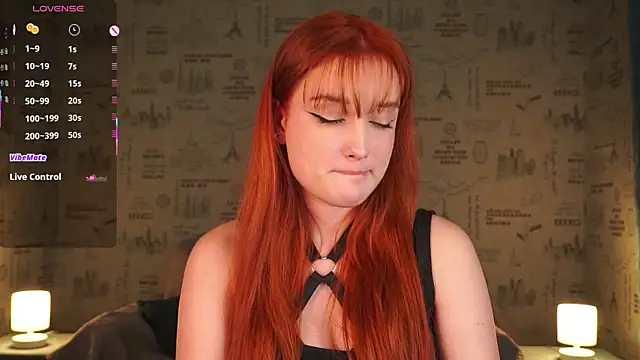 AmelieSeductress online show from November 2025 02:39:02 PM