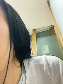 Linda  fiore online show from February 2026 03:03:01 AM