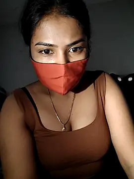 Snapshot of Red_Love_1 chatting on December 2025 01:44:02 AM Red Love 1 online show from December 2025 01:44:02 AM