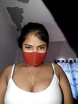 Snapshot of Red_Love_1 chatting on December 2025 03:57:01 AM Red Love 1 online show from December 2025 03:57:01 AM