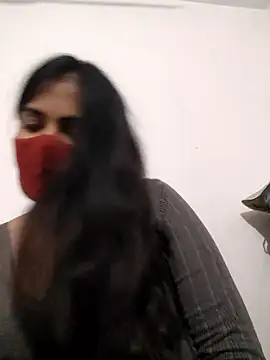 Snapshot of Red_Love_1 chatting on January 2026 05:37:01 PM Red Love 1 online show from January 2026 05:37:01 PM