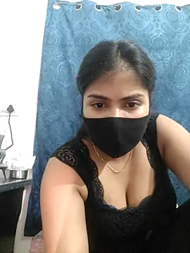 Snapshot of Red_Love_1 chatting on February 2026 07:45:01 PM Red Love 1 online show from February 2026 07:45:01 PM