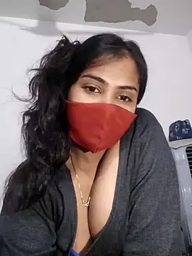 Snapshot of Red_Love_1 chatting on February 2026 03:37:01 AM Red Love 1 online show from February 2026 03:37:01 AM