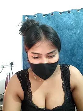 Snapshot of Red_Love_1 chatting on February 2026 06:12:02 PM Red Love 1 online show from February 2026 06:12:02 PM