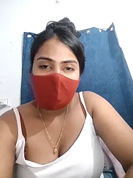 Snapshot of Red_Love_1 chatting on March 2026 04:22:01 PM Red Love 1 online show from March 2026 04:22:01 PM