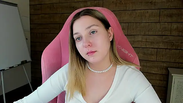 TinnaBurton online show from June 2026 01:28:02 AM