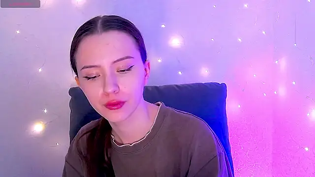 Snapshot of BellaVelure6767 chatting on March 2026 02:16:01 AM BellaVelure6767 online show from March 2026 02:16:01 AM