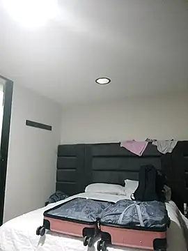 lizmy online show from February 2026 12:03:01 AM