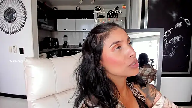 sofiasexhot online show from March 2025 06:52:01 PM