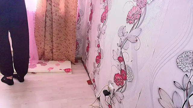 KristinaScott online show from November 2025 09:20:02 AM