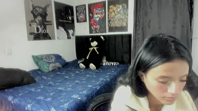 Snapshot of Candy__Girll18 chatting on February 2026 12:32:01 AM Candy Girll18 online show from February 2026 12:32:01 AM