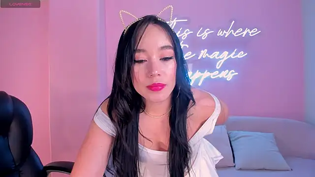 Snapshot of ZaraKafruni chatting on February 2026 04:05:02 AM ZaraKafruni online show from February 2026 04:05:02 AM