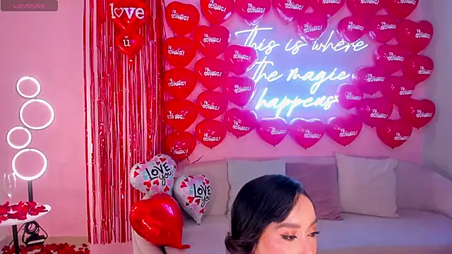 Snapshot of ZaraKafruni chatting on February 2026 04:09:01 AM ZaraKafruni online show from February 2026 04:09:01 AM