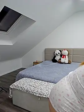 Nina4Velour online show from December 2025 08:07:02 PM